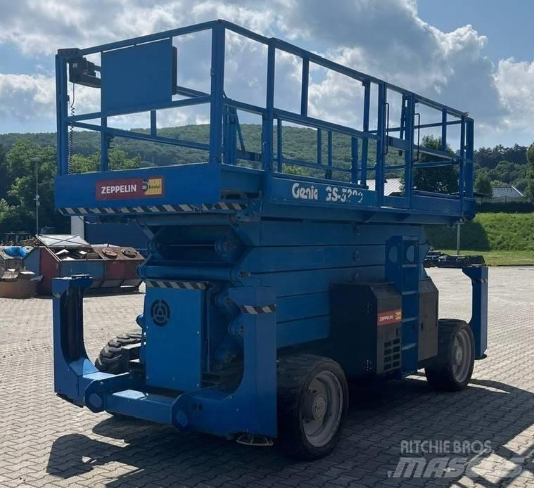 Genie GS 5390 RT 剪式升降機