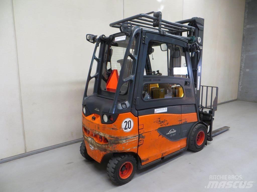 Linde E30/600-02 電動堆高機
