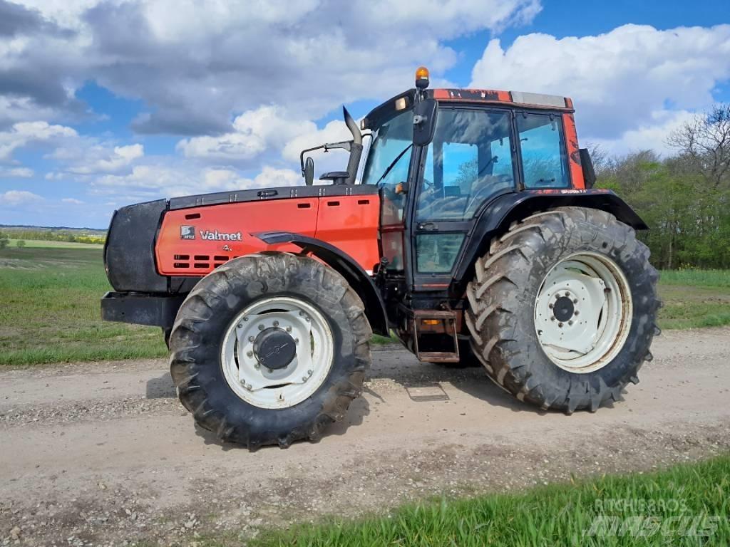 Valmet 8450 曳引機