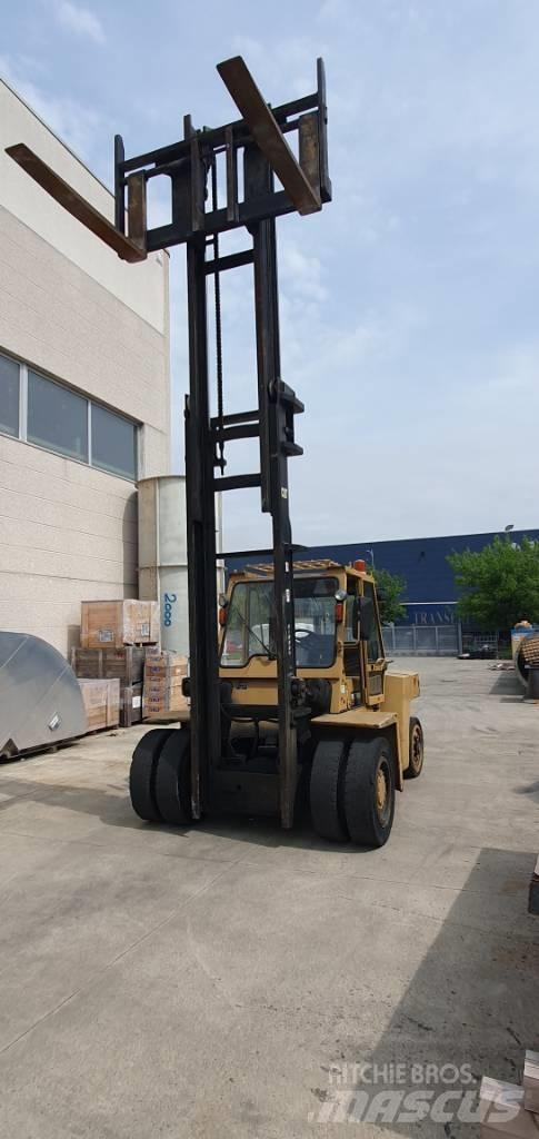 CAT DP 80 柴油卡車