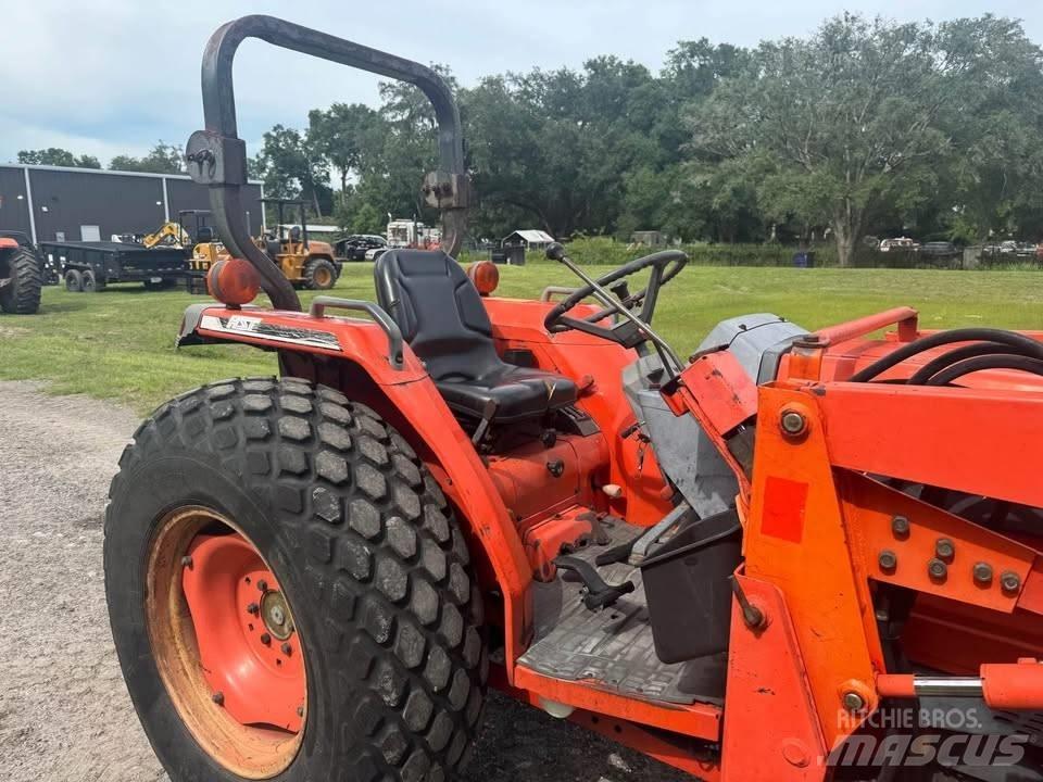 Kubota 3710 曳引機