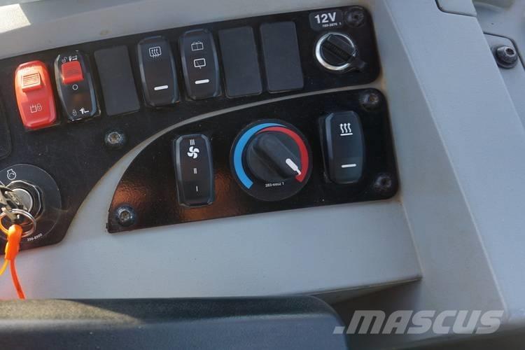 CAT 906M 輪胎式裝載機