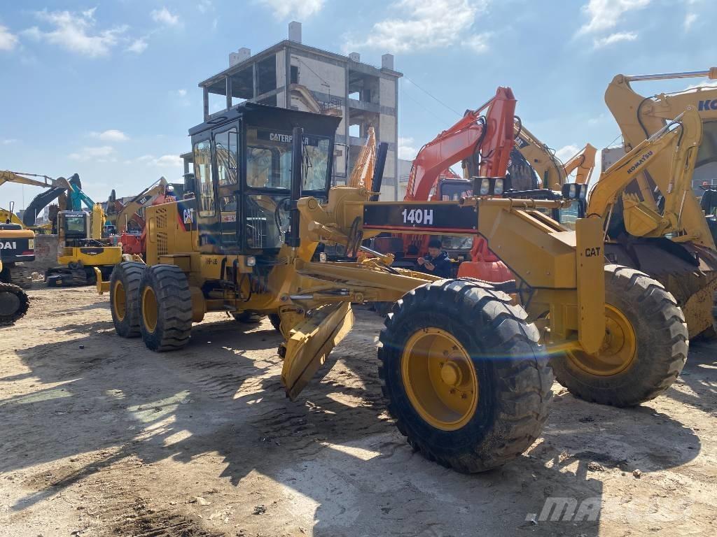 CAT 140 H 平土機