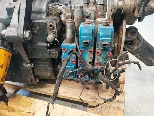 JCB 540-70 gearbox 傳動裝置