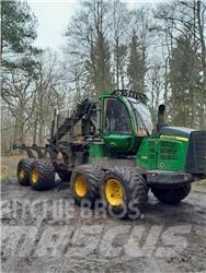 John Deere 1110 E 集運機