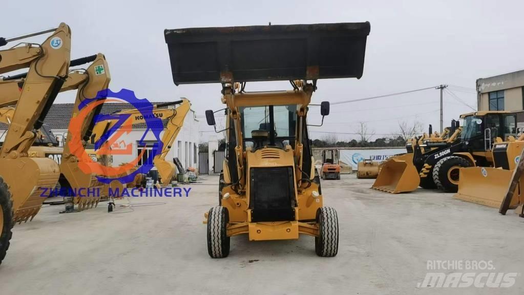 JCB 3 CX 反鏟裝載機