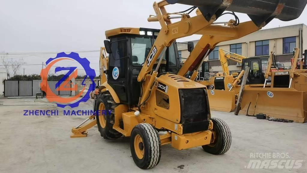 JCB 3 CX 反鏟裝載機