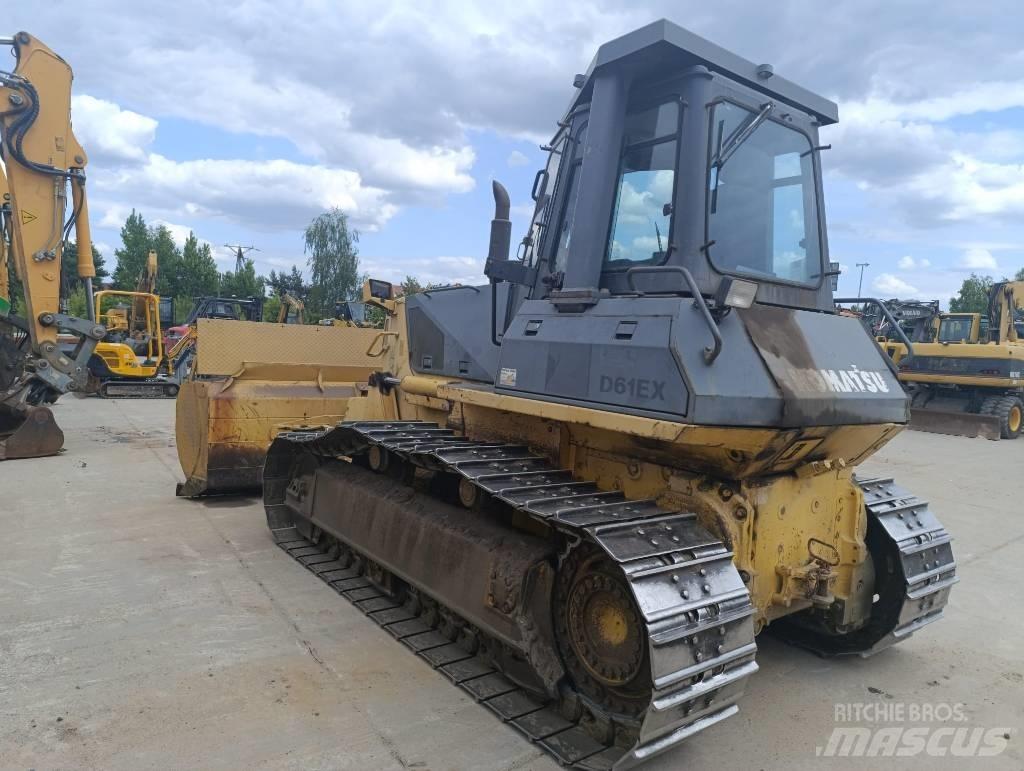 Komatsu D61EXL-12 履帶推土機
