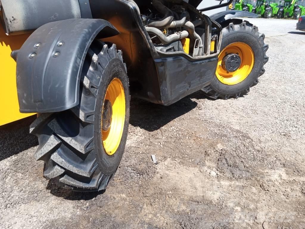 JCB 535-95 伸縮臂操作車