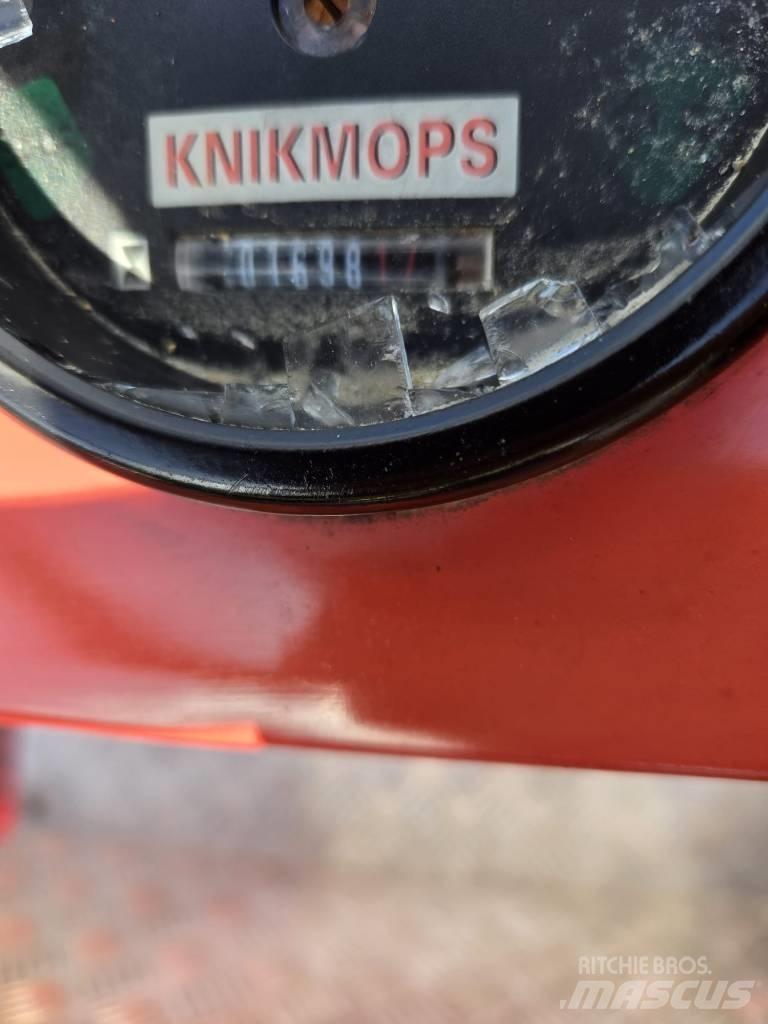 Knikmops KM 90 小型裝載機