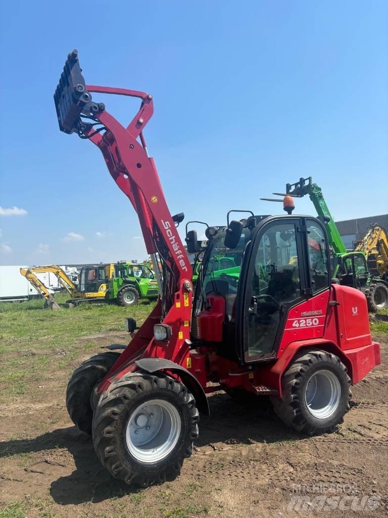 Schäffer 4250 小型裝載機