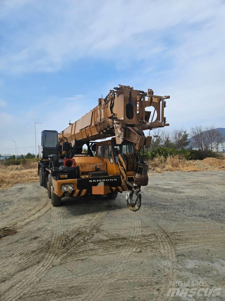 Samsung SC 50 H-2 全路面起重機/吊車