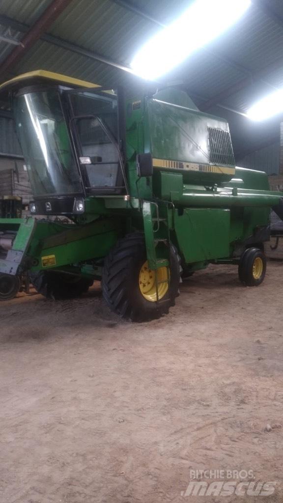 John Deere 1065 聯合收穫機