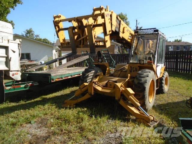 JCB 530 BHL 伸縮臂操作車