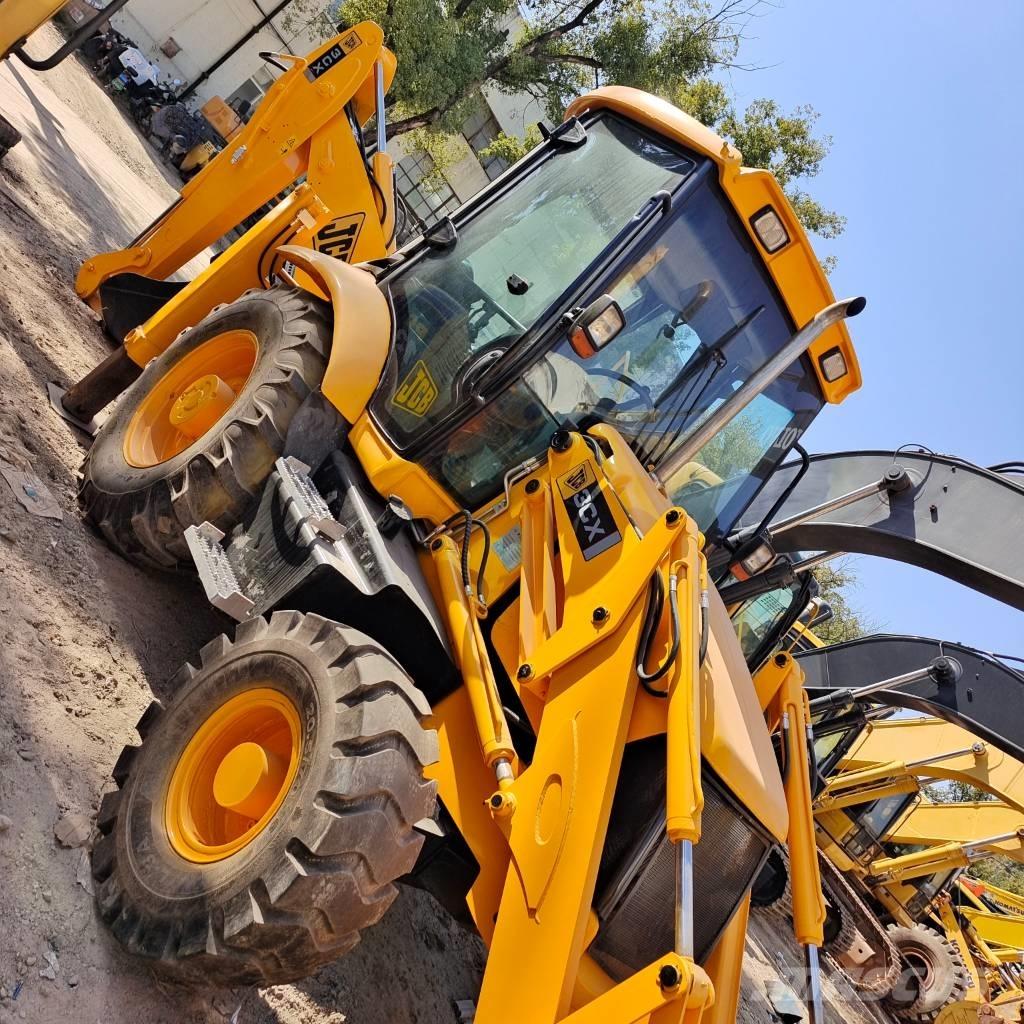 JCB 3 CX 反鏟裝載機