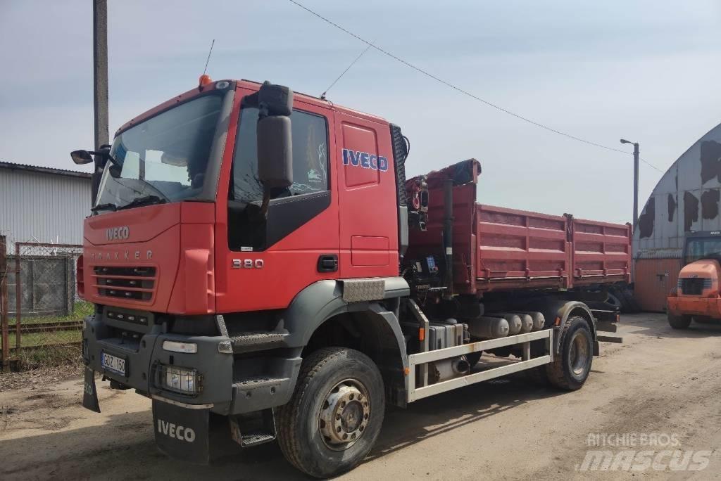 Iveco Trakker 380 傾卸式卡車