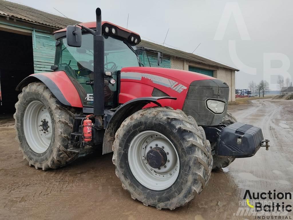 McCormick E-PLUS 曳引機