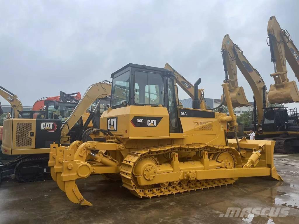 CAT D 6 G 履帶推土機