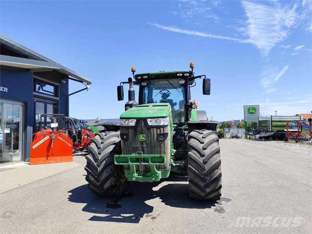 John Deere 8370R 曳引機