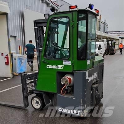 Combilift CB 2500 四向前伸式堆高機(叉車)