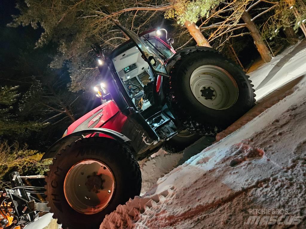 Valtra N154 曳引機