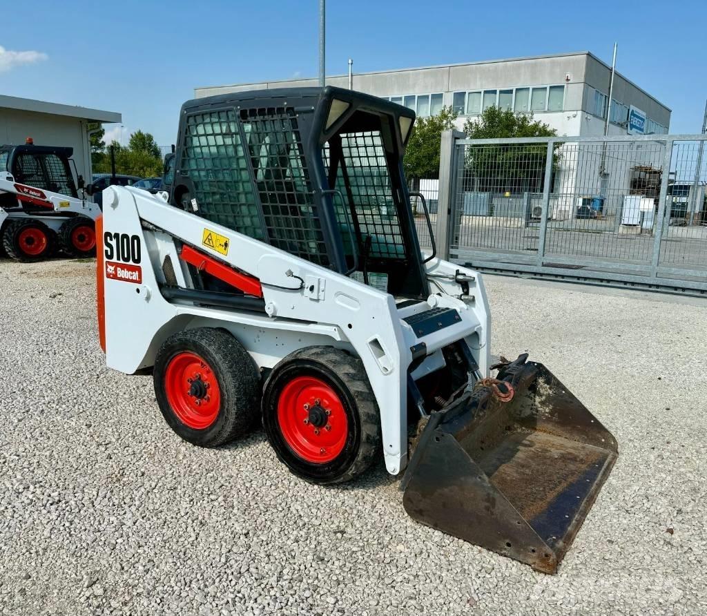 Bobcat S 100 滑移轉向裝載機