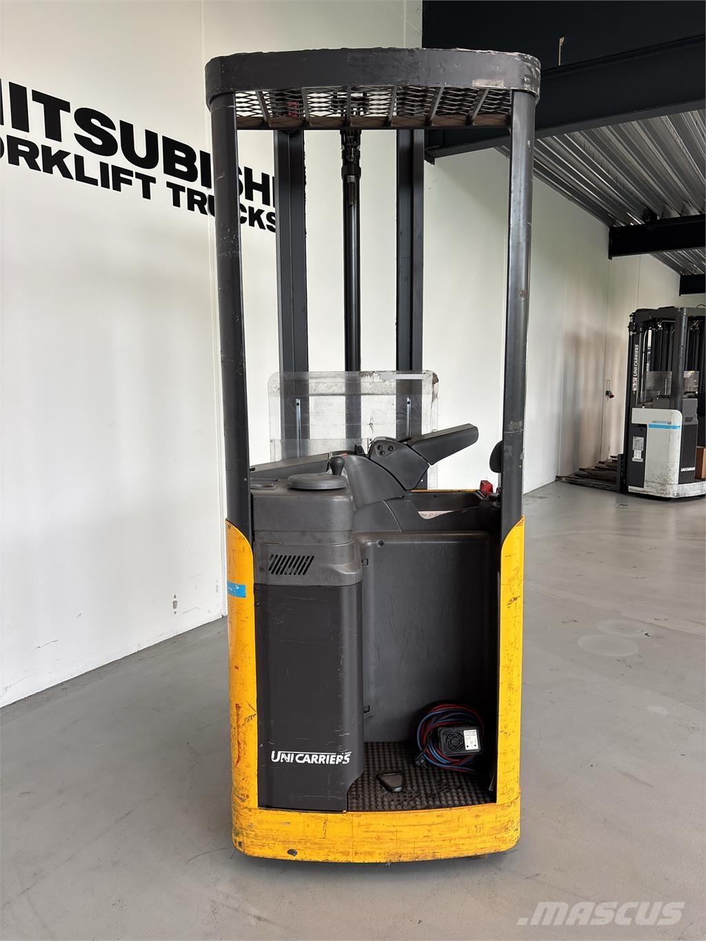 Atlet A160 自走式堆積機