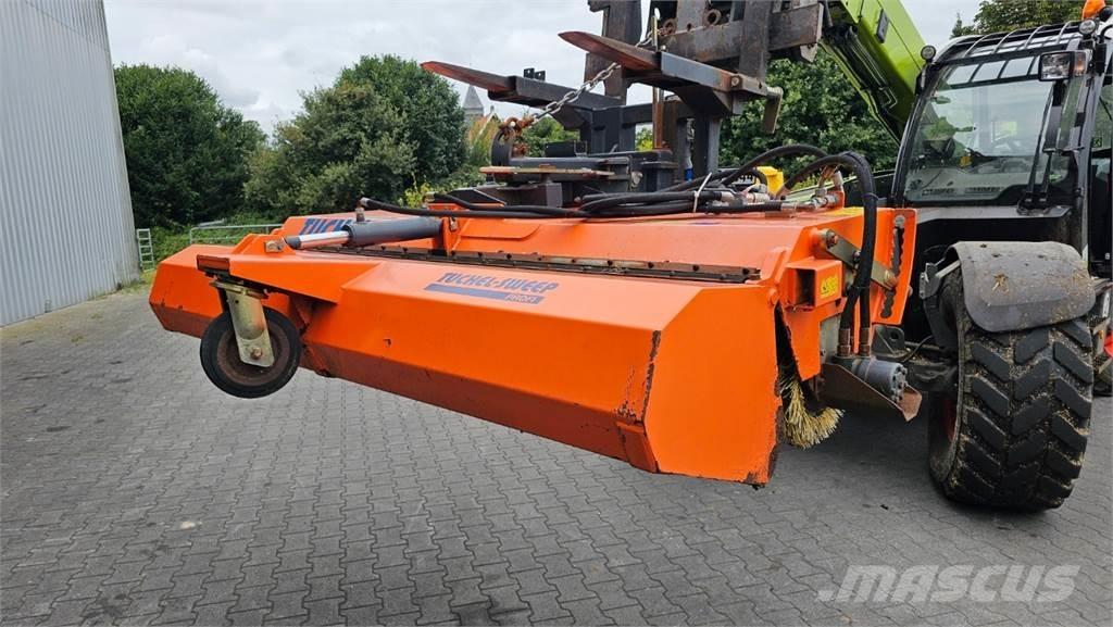 Tuchel Profi 230 掃倉機