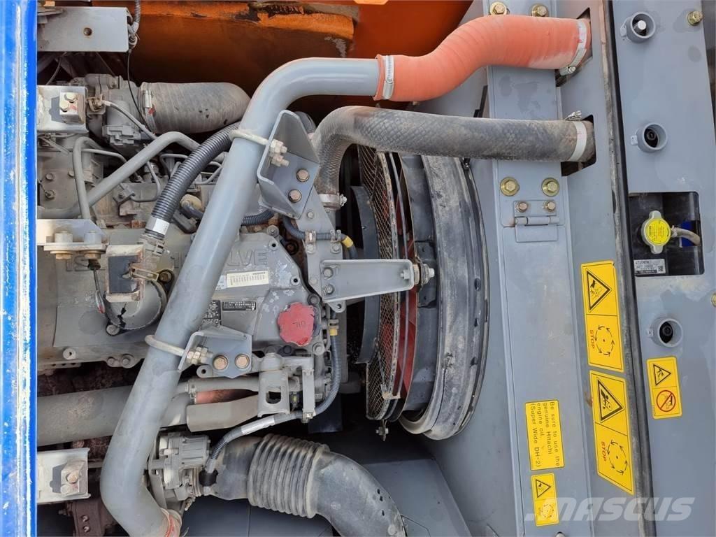 Hitachi ZX 210 LC-5B 履帶式 挖土機/掘鑿機/挖掘機