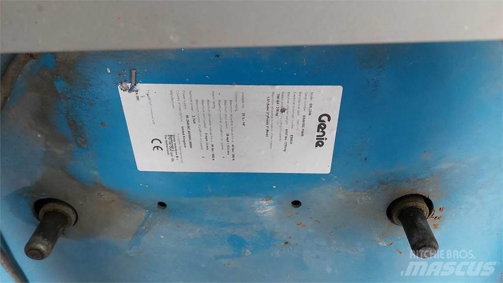 Genie GS3246 剪式升降機