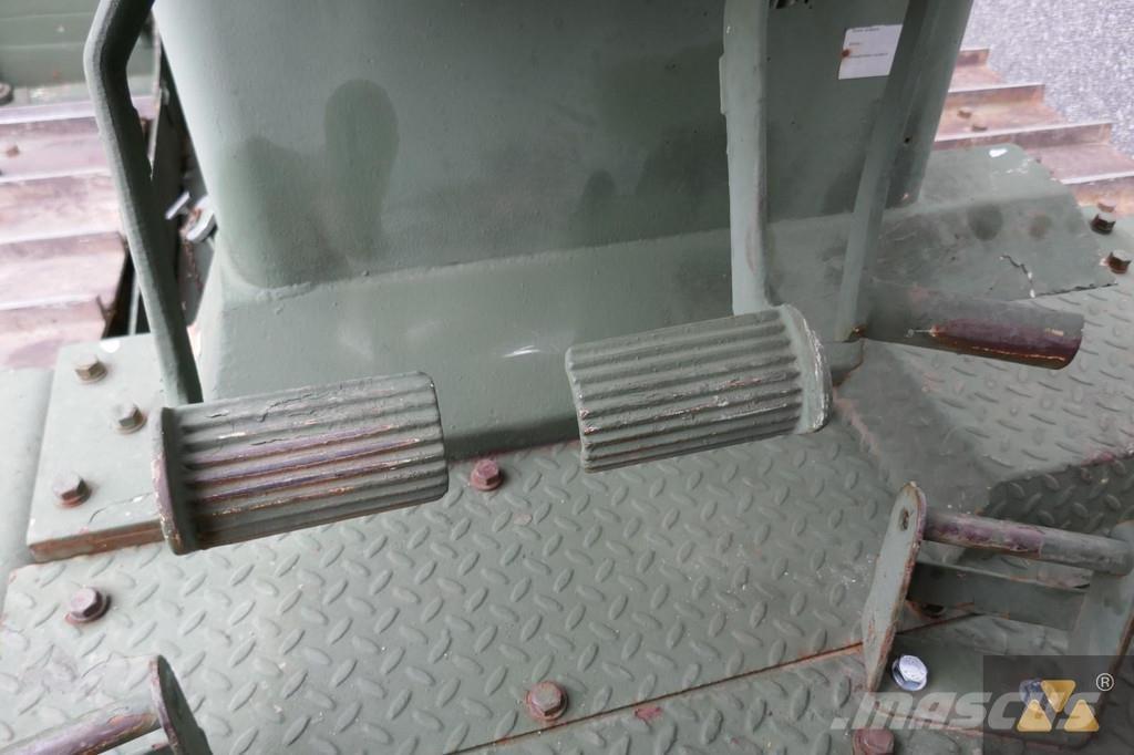 CAT D7G Ex-army 履帶推土機