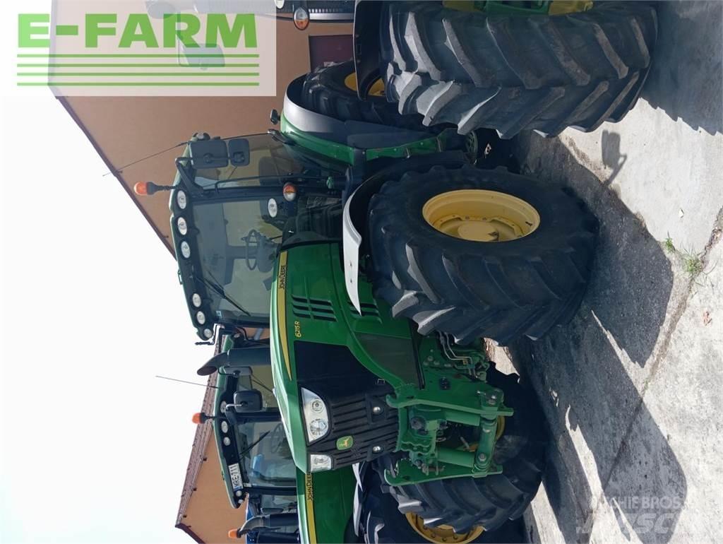 John Deere 6215R 曳引機