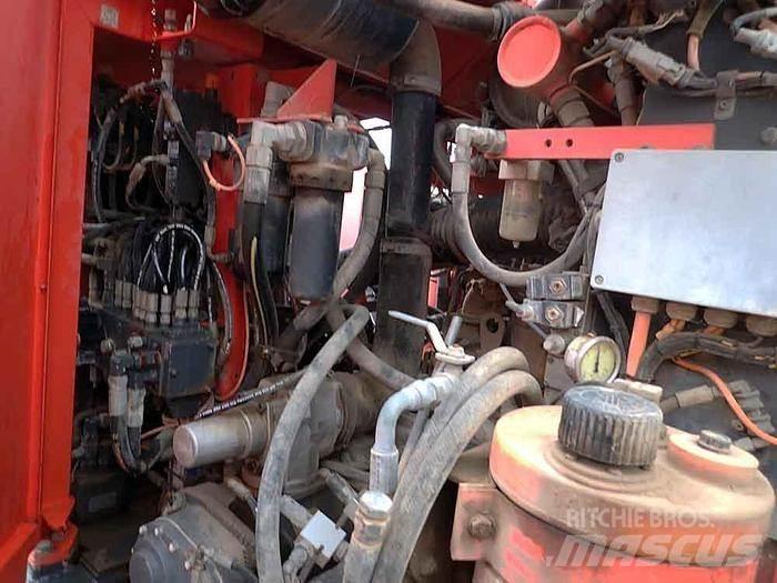 Sandvik DX780 鑽孔機