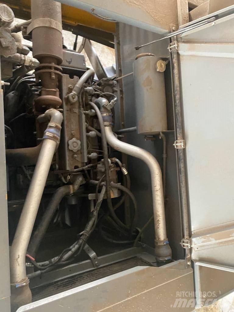 Sampo 2045 Tornado 聯合收穫機