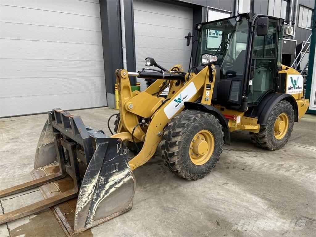 CAT 906M (7164) 多功能裝載機