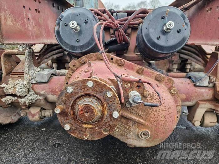  Axles Tandem axle 其他組件