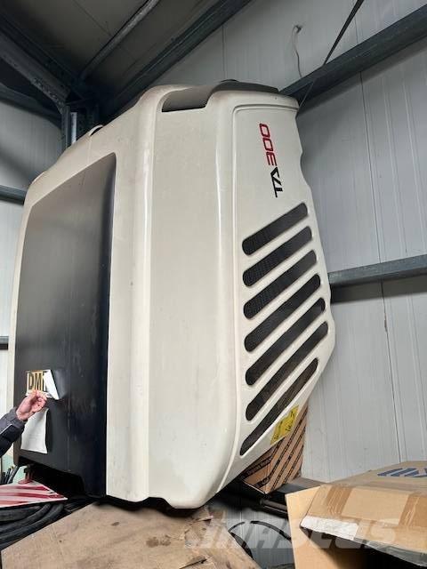 Terex TA300 鉸接式起吊車