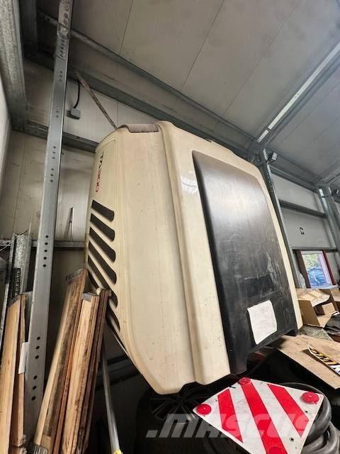 Terex TA300 鉸接式起吊車