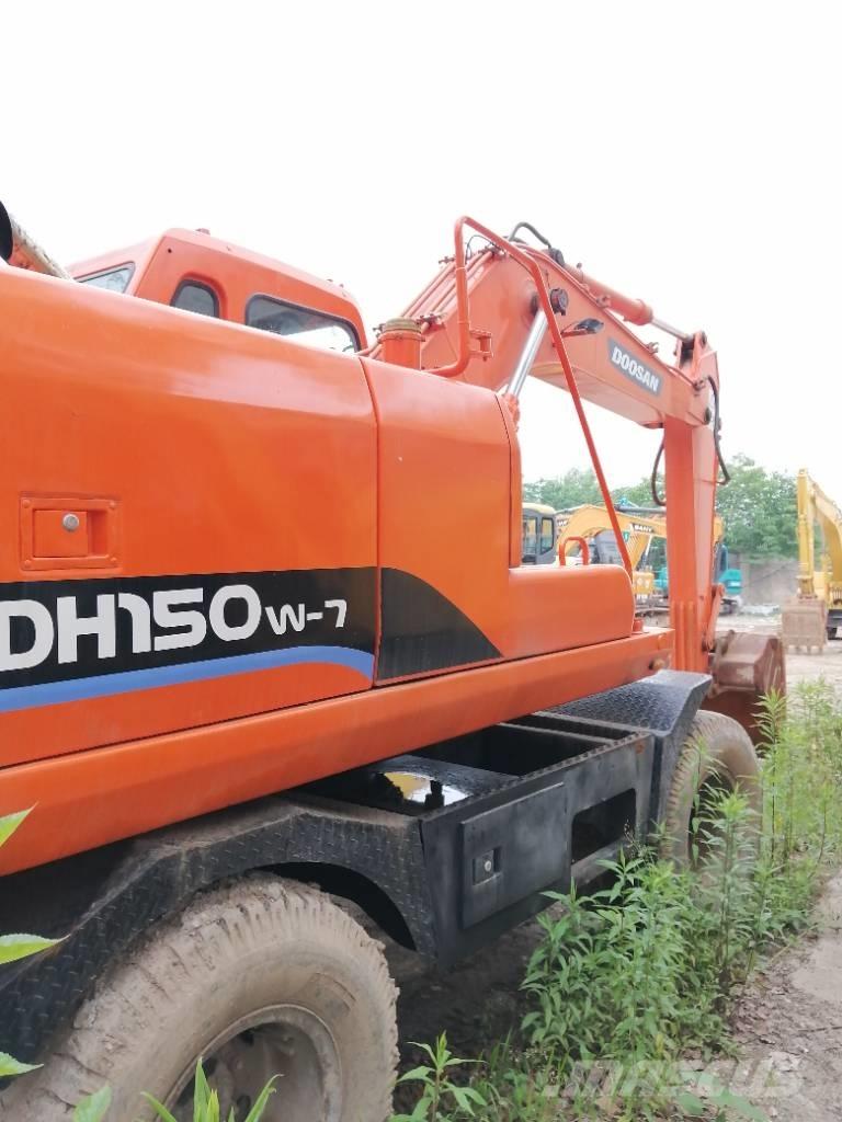 Doosan DH 150 W-7 履帶式 挖土機/掘鑿機/挖掘機
