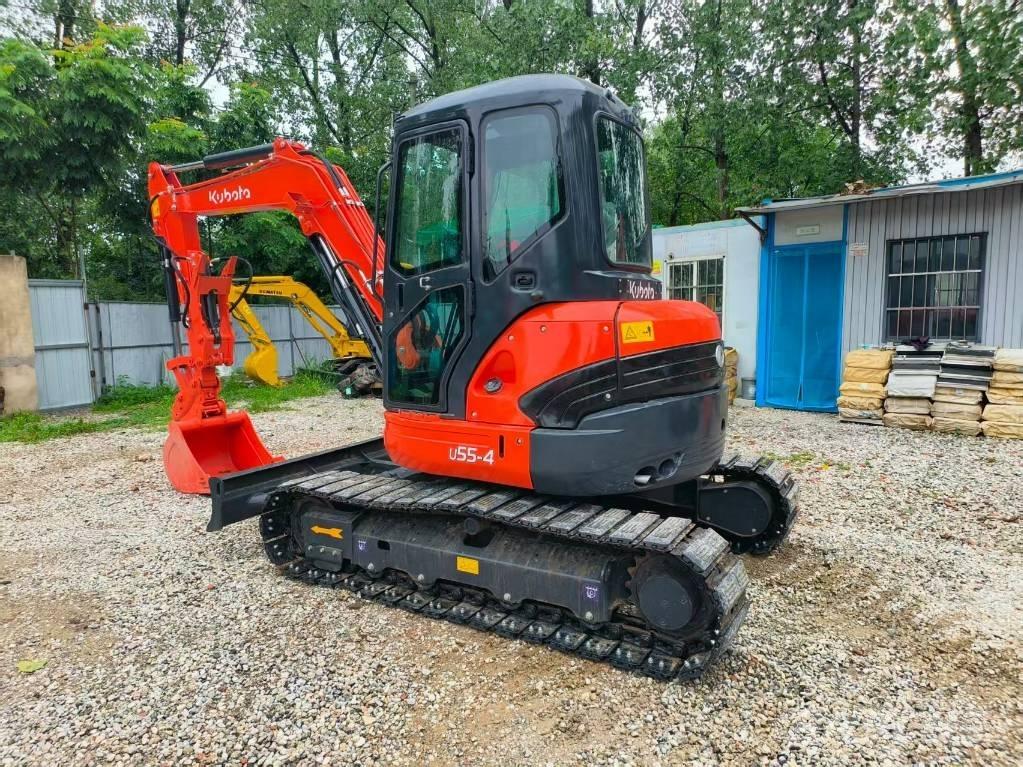 Kubota U 55 小型挖土機/掘鑿機<7t(小型挖掘機)