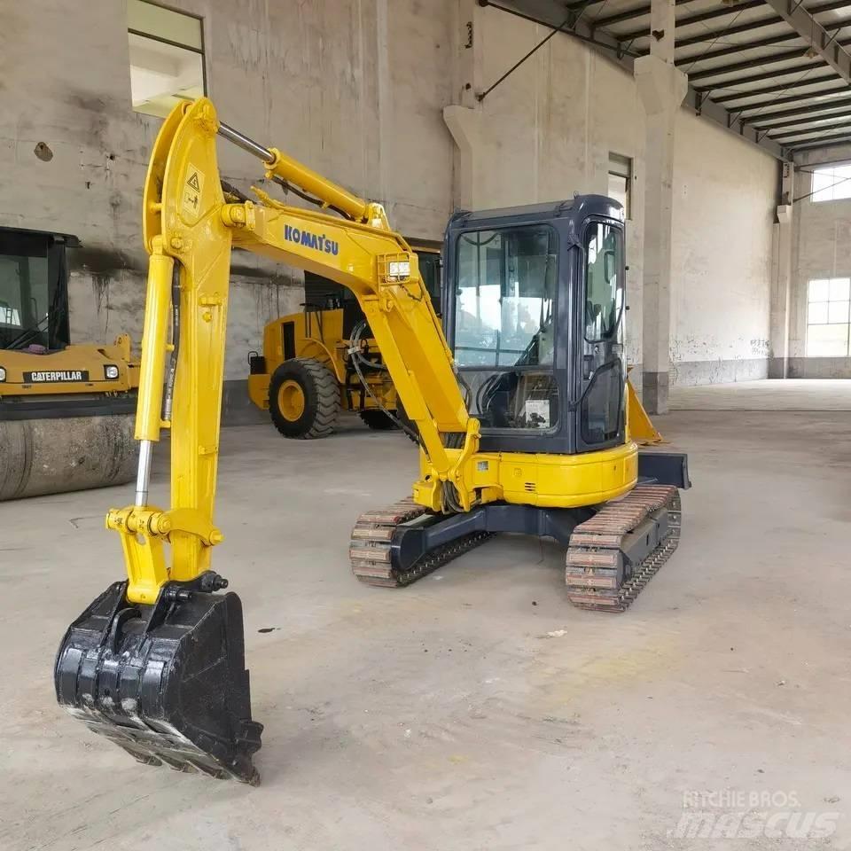 Komatsu PC30 小型挖土機/掘鑿機<7t(小型挖掘機)