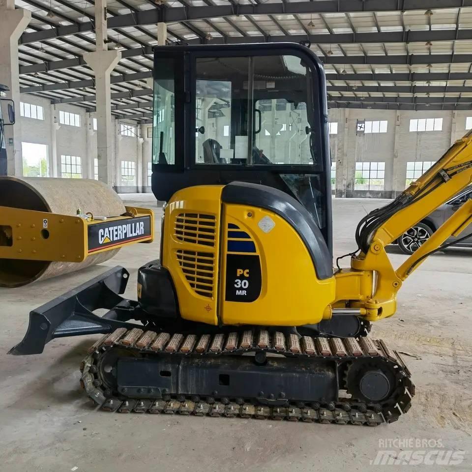 Komatsu PC30 小型挖土機/掘鑿機<7t(小型挖掘機)