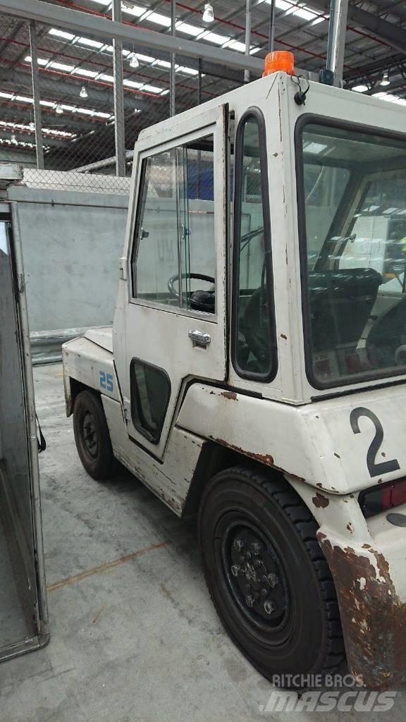 Toyota 42-2TD25 其他物料運輸工具