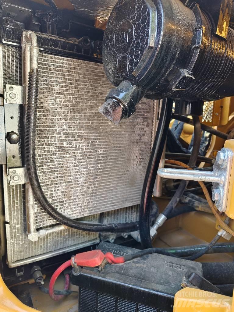 CAT 310 履帶式 挖土機/掘鑿機/挖掘機