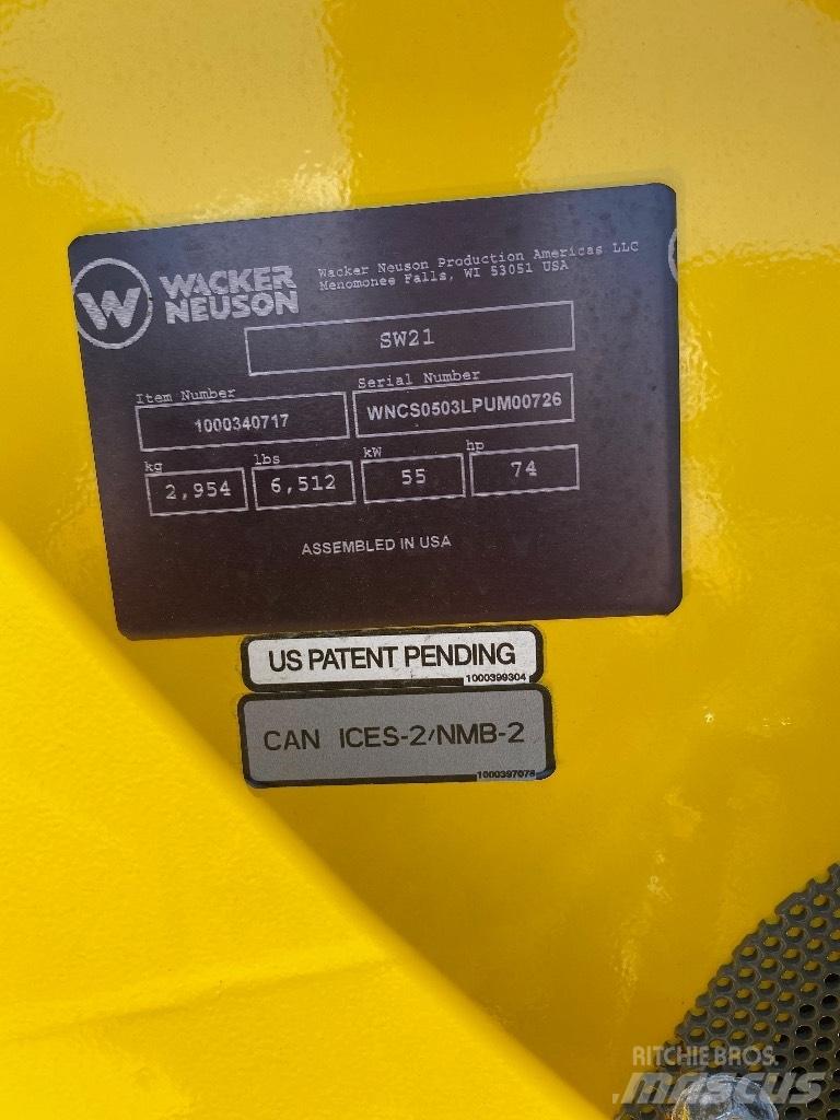 Wacker Neuson sw21 滑移轉向裝載機