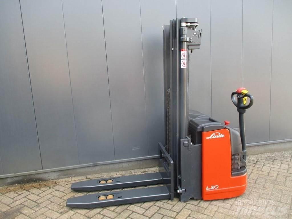 Linde L 20i 行走控制式堆積機