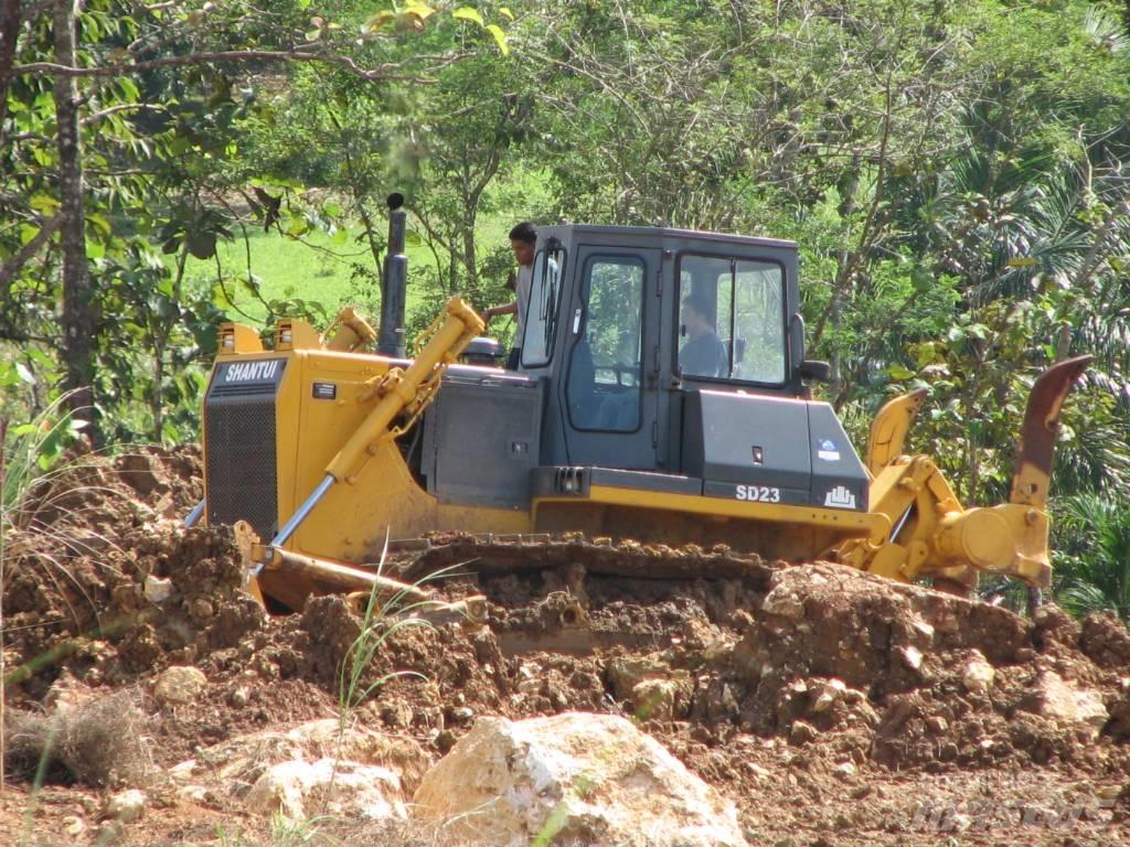 Shantui SD23 履帶推土機