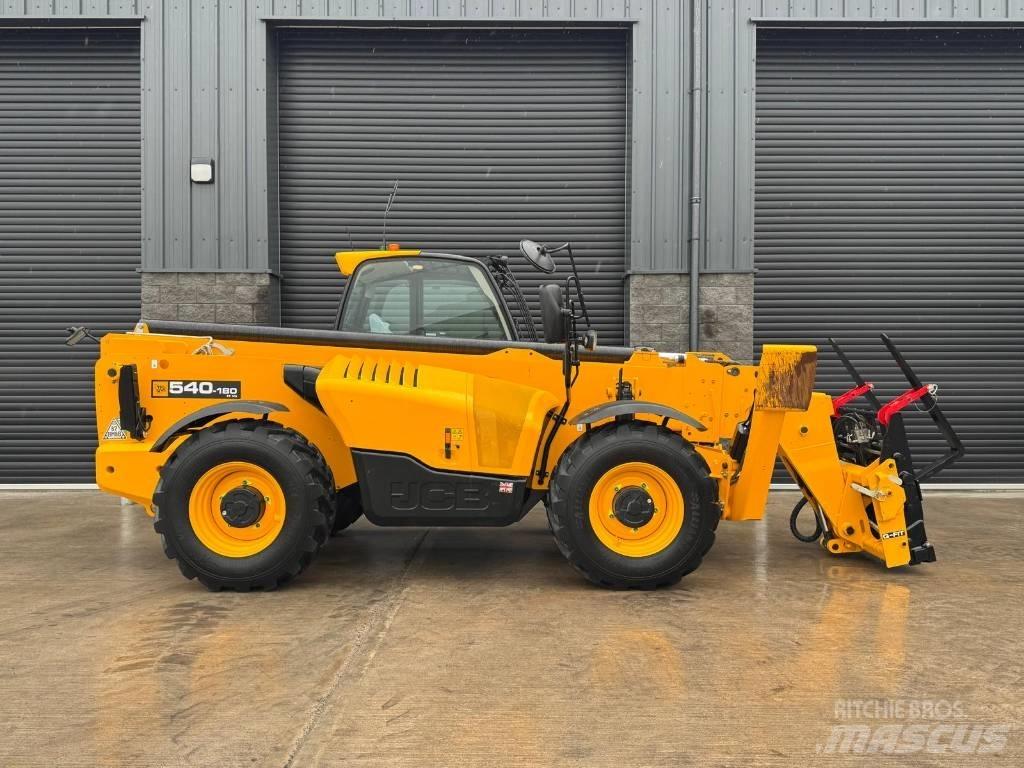 JCB 540-180 伸縮臂操作車