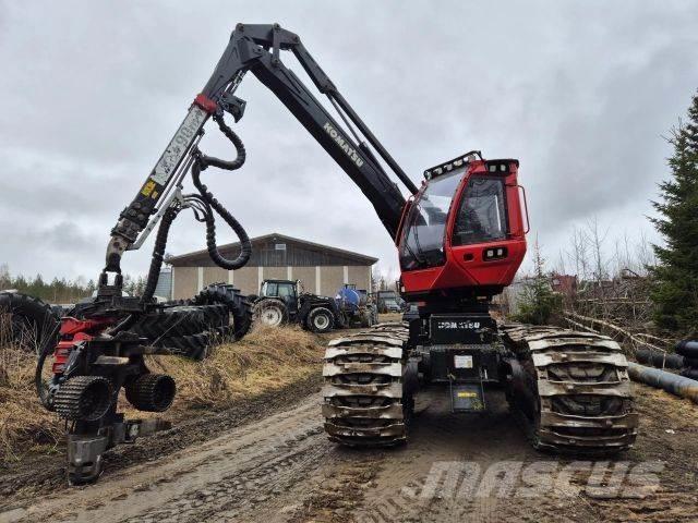 Komatsu 901 XC 收穫機