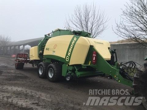 Krone Big pack 4x4 方形打捆機
